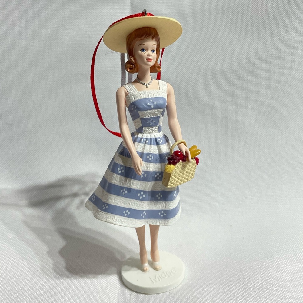 VINTAGE Hallmark Keepsake 1998 Suburban Shopper Midge Barbie Christmas Ornament